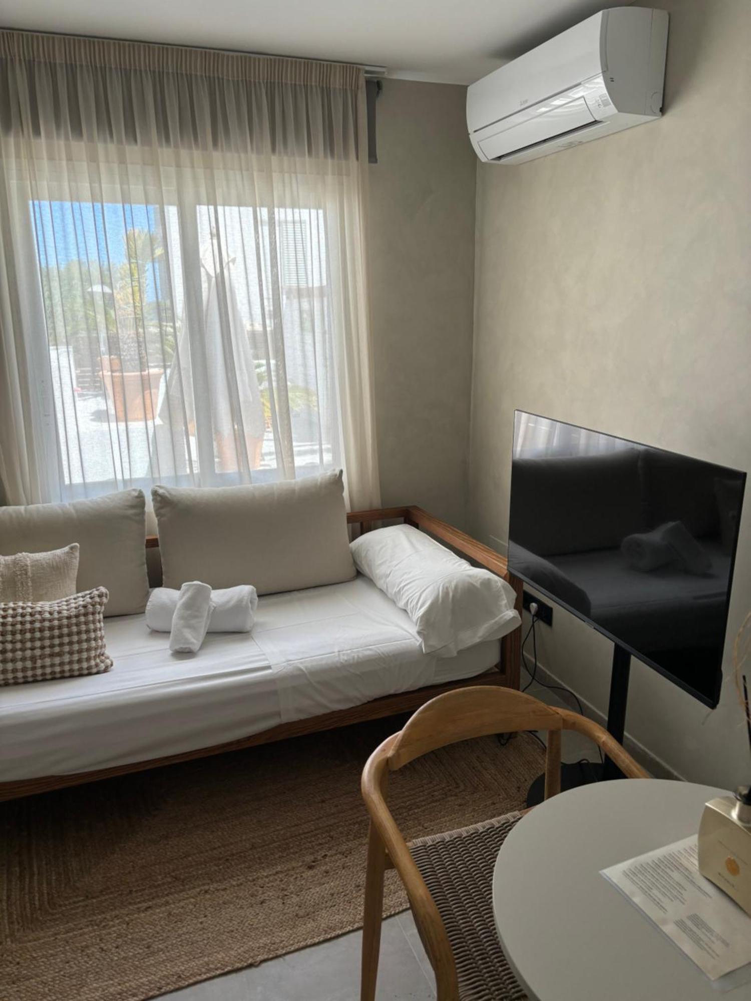 Apartamentos Arcos de Formentera Es Pujols Exterior foto